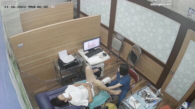 私房最新流出黑客破解正规医院摄像头❤️偷拍妇科 产检、扩阴内窥检5 (6)